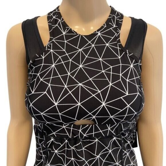 Karma Womens Geometric Print Black & White Racerback Tank Top With Built-In Bra - Picture 4 of 16
